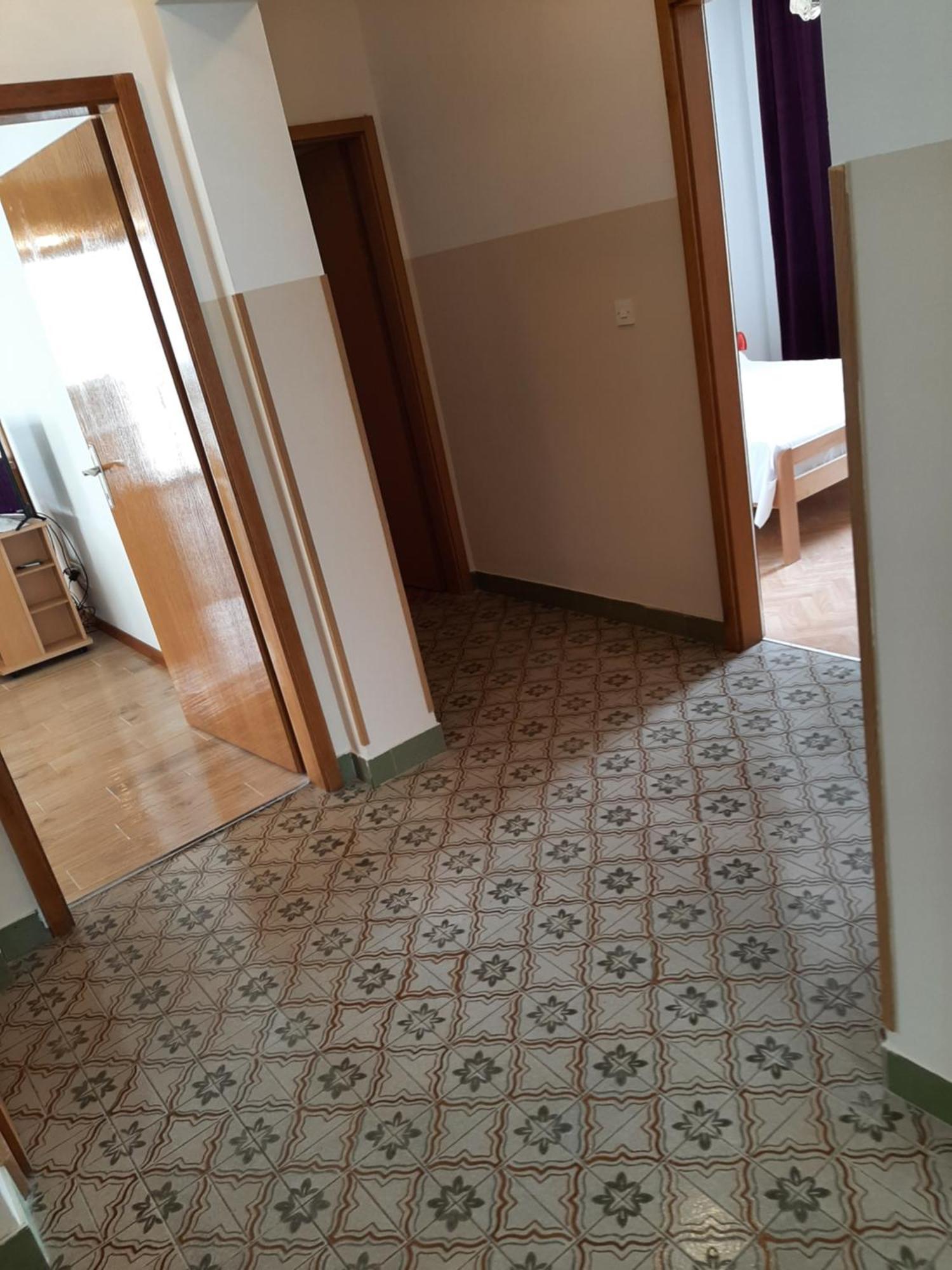 Apartments Tina オミシュ 部屋 写真